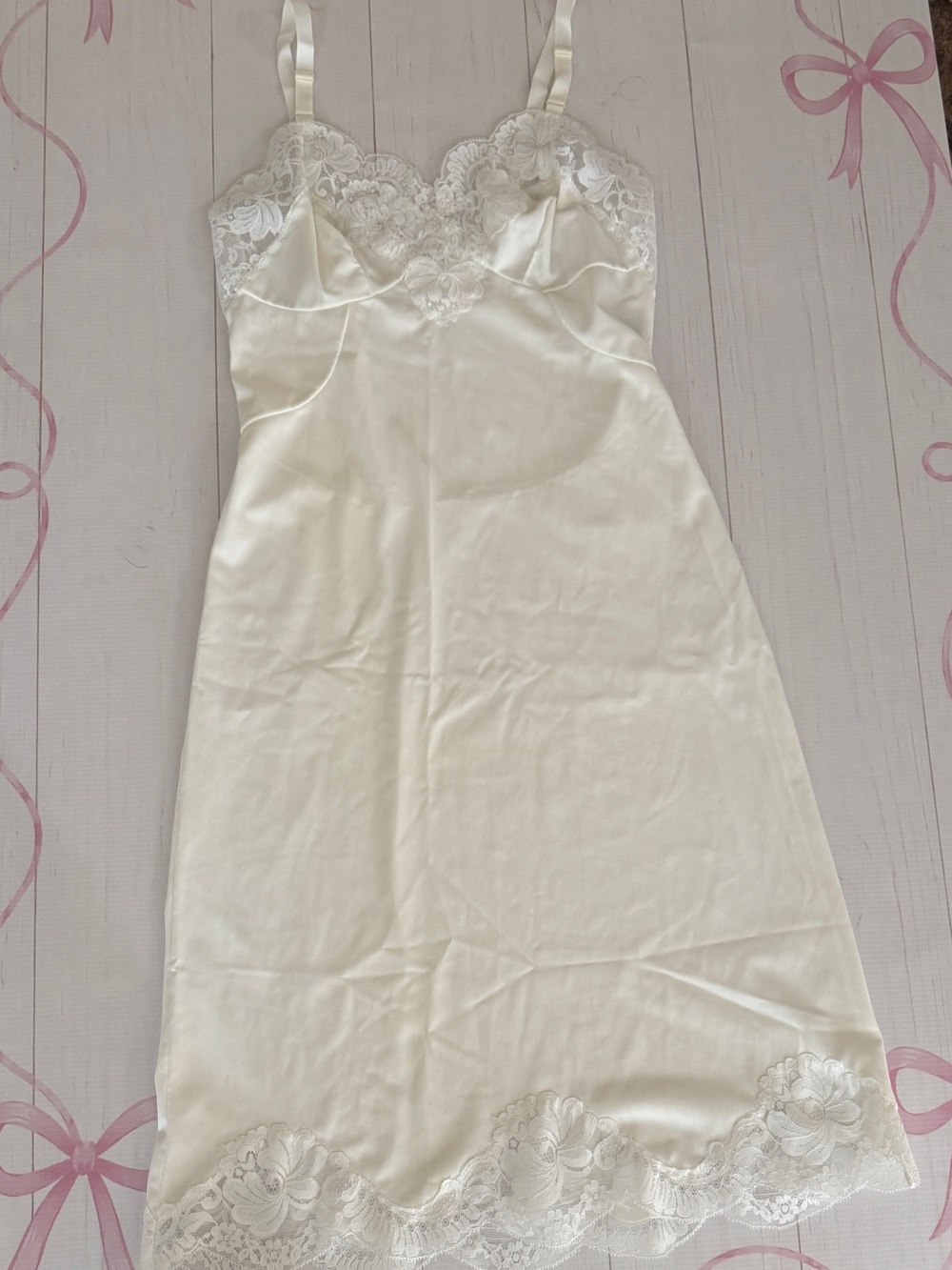 Vintage Sears Ivory Nylon Lace Full Slip Dress 34 Tall